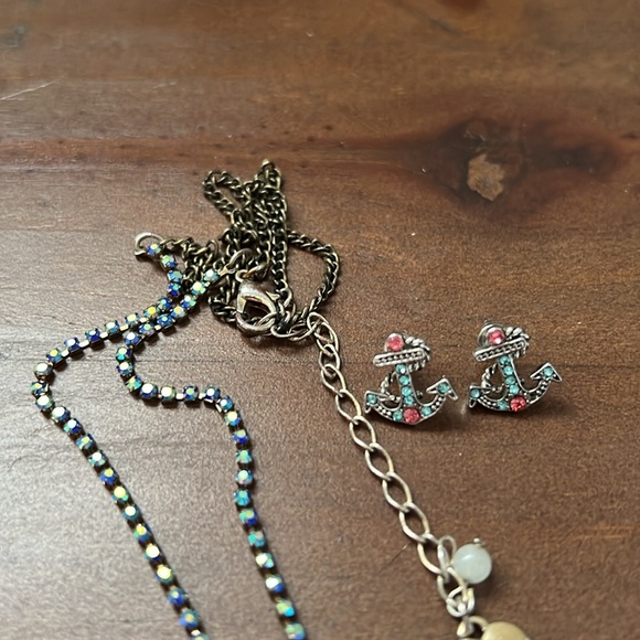 Betsey Johnson Anchor Necklace and Earrings - Picture 3 of 4